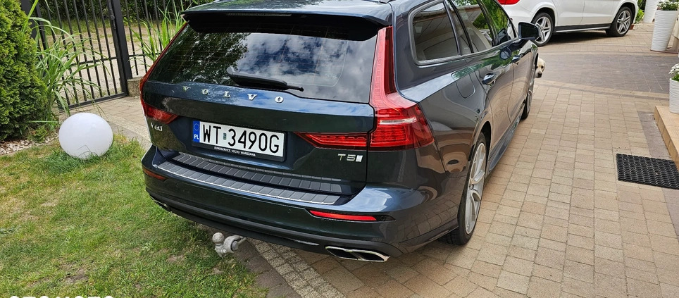 Volvo V60 cena 119000 przebieg: 58000, rok produkcji 2020 z Gąbin małe 79